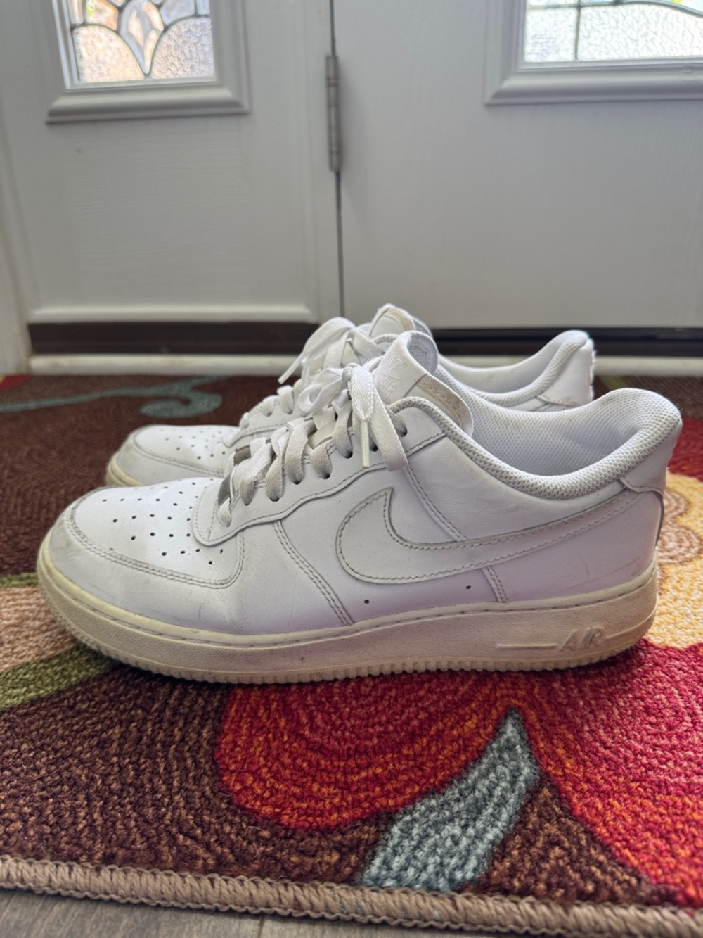 Nike White Air Force 1 Men’s 9.5